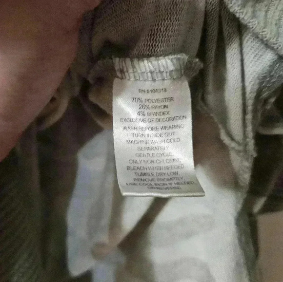 Planet gold plus size long sleeve top! - Picture 3 of 6